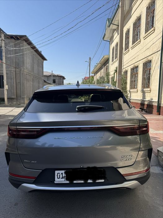 BYD Song Plus DMI (Plug-in Hybrid)