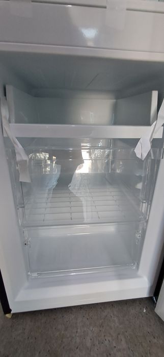 Frigider Comfee 174l  150cm import GERMANIA Garanție SL104