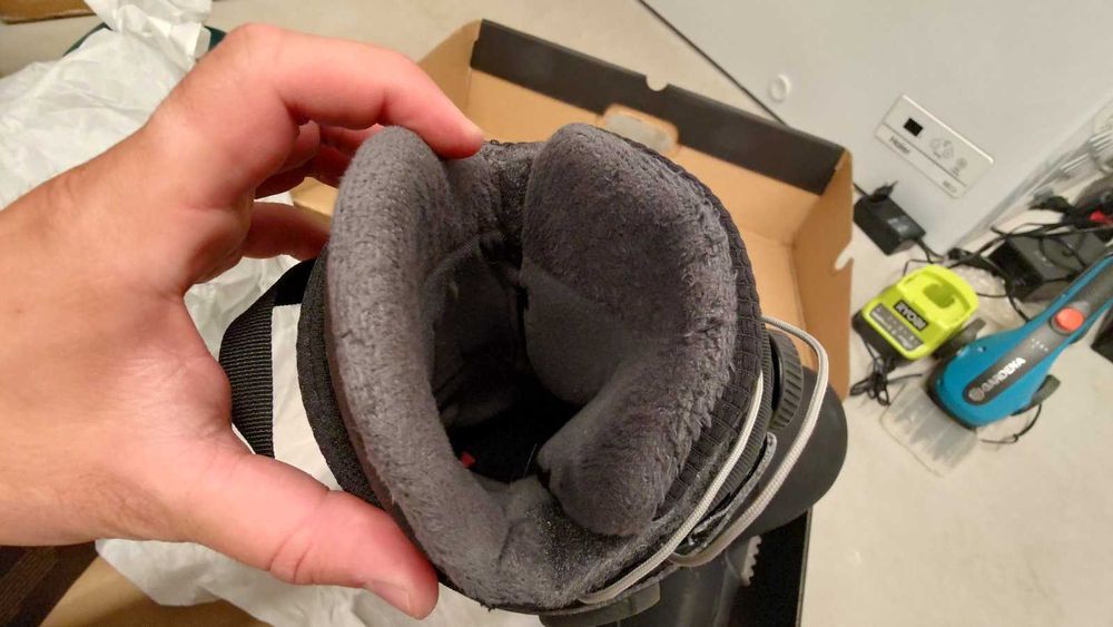 Продавам сноуборд обувки Burton Ruler BOA MNS (мъжки) 10.5