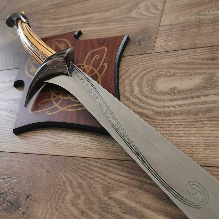 Меч Hobbit Торин Дъбощит Оркрист Thorin Oakenshield ORCRIST SWORD LOTR