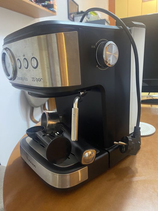 Кафе машина Rohnson