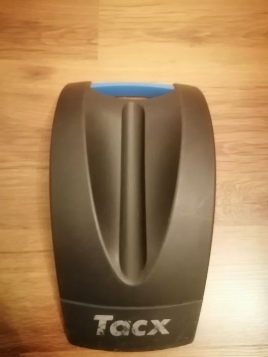 Tacx Skyliner стойка за предното колело