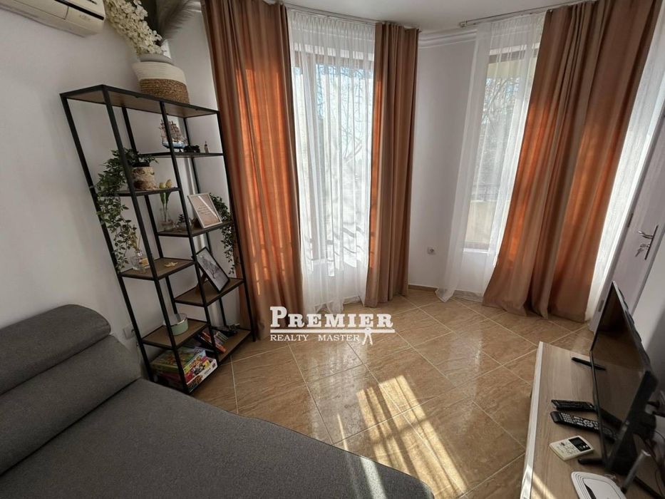 Продава се Тристаен апартамент в Свети Влас - 94 кв.м за 998 €/кв.м - Снимка #3