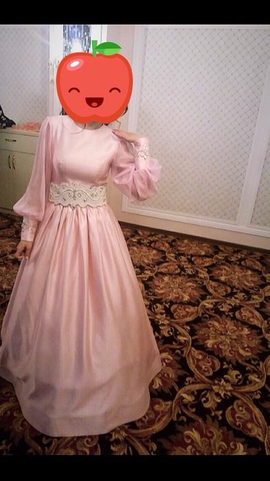 Продам шикарное платье на узату