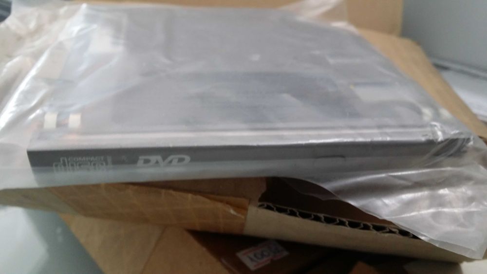 Vand unitate optica laptop DELL CD-RWDVD-ROM combo 24X IDE LATITUDE D