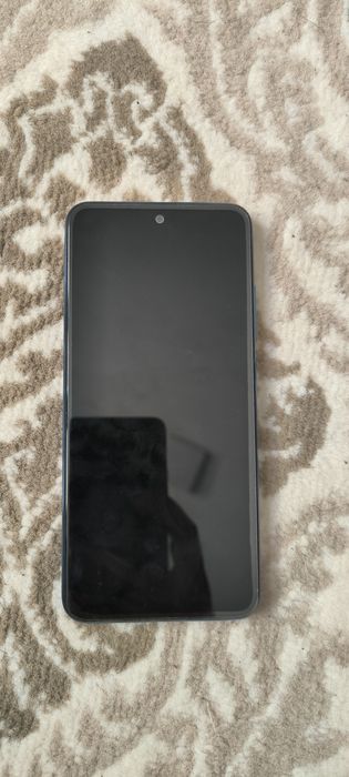 Redmi note 10s 6/64 telefon garantiyasin beremen uyden ap ketesiz.