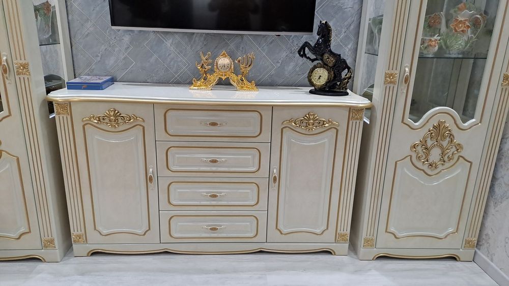 Янги Ойна сотилади