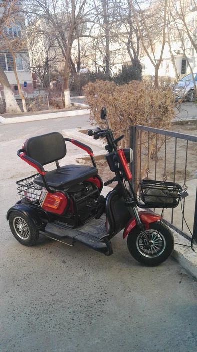 Продам Электронный Скутер 3 колеса