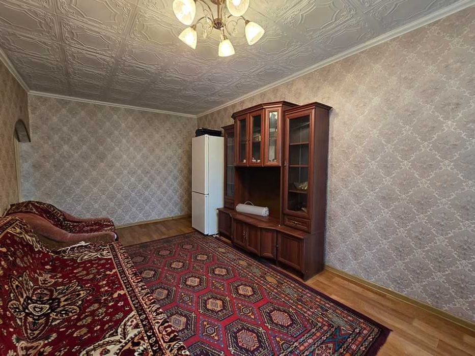 Продам 3кв. Жандосова 190