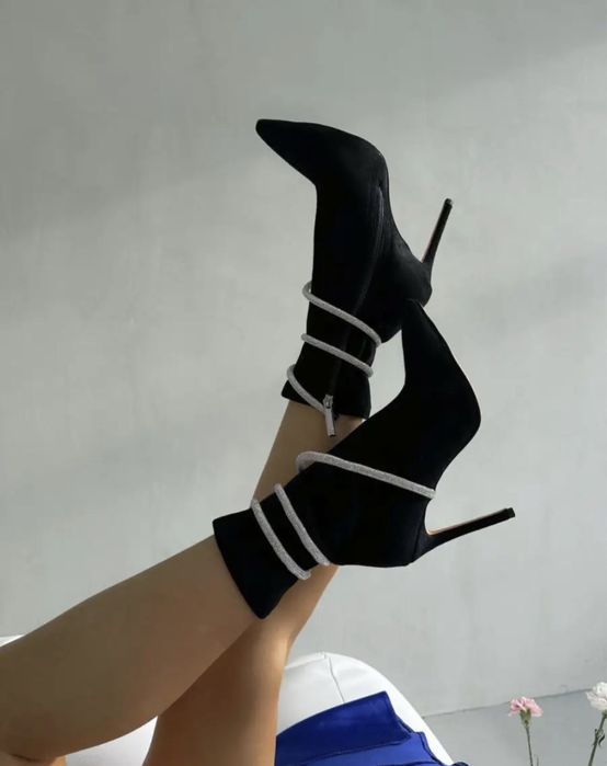 Продам ботильоны замшевые