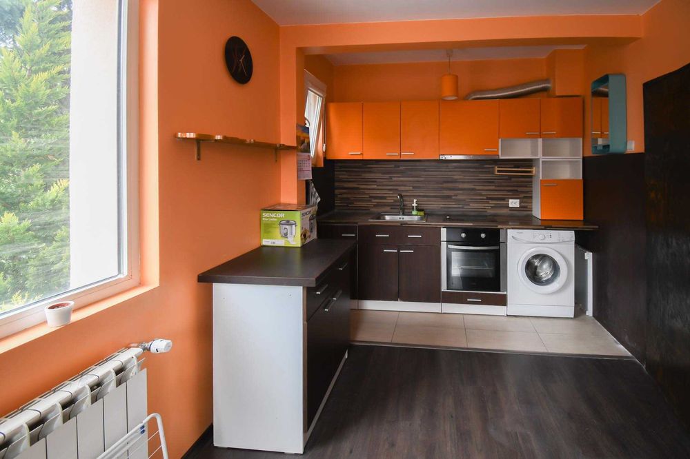 Дава се под наем Етаж от къща в София, Симеоново - 100 кв.м за 400 € - Снимка #1