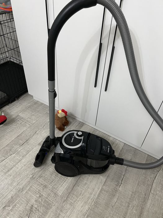 Пылесос Bosch Serie 4