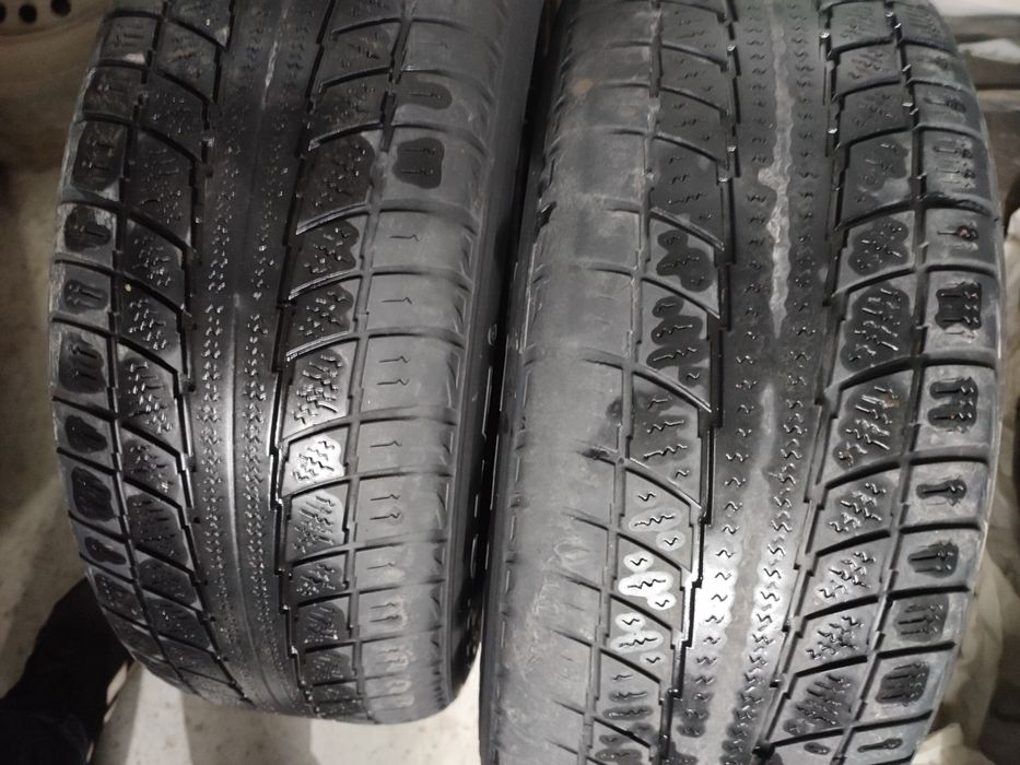 Продам пару шин 215/60/16