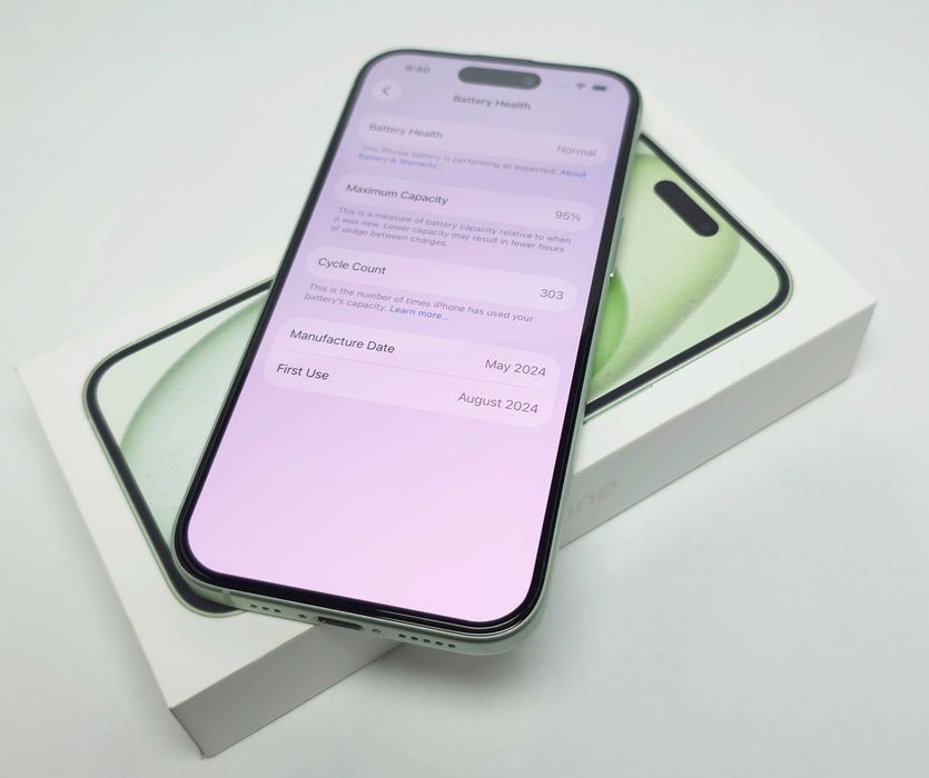 iPhone 15 128GB Green