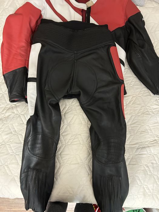 кожен мото екип от две части