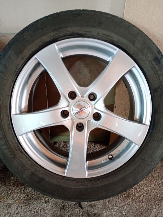 Хюндай,Датчия,Кия джанти със летни гуми 215/55/17 7J ET 43 5x115 цо 6