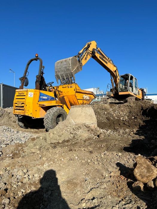 Excavatii demolari Inchirieri Buldoexcavator Basculanta Sovata