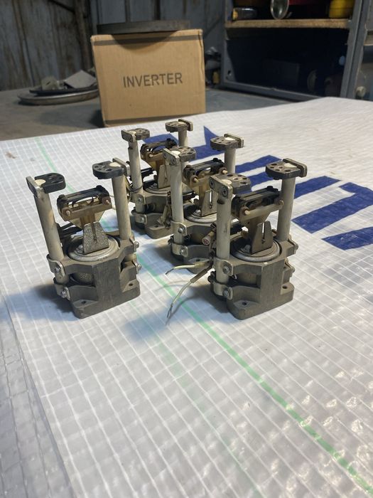 Контактор  магнитный  керамический