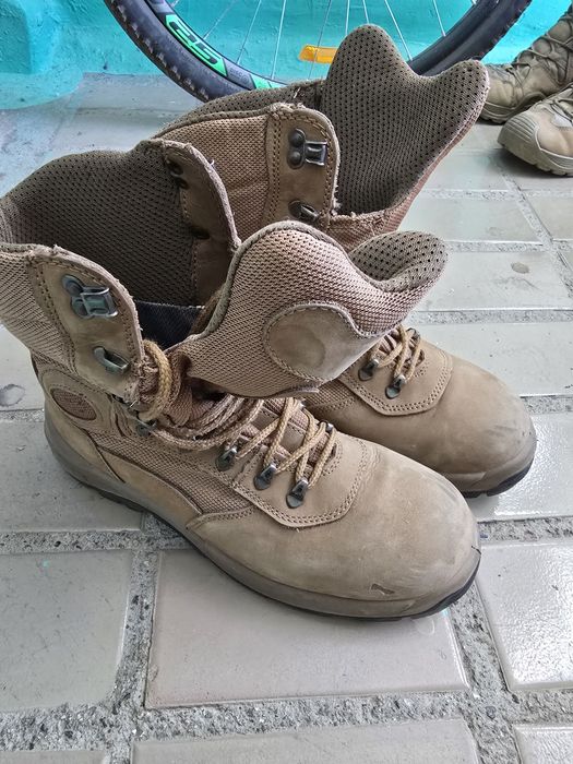 Продам берцы демисезонные