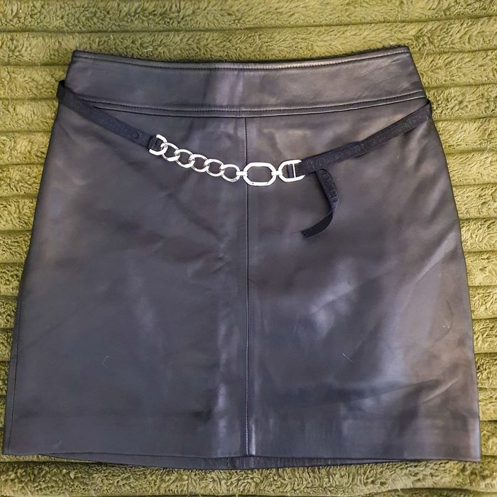 Fusta Hugo Boss piele