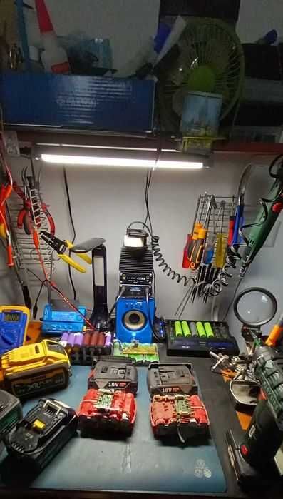 Reparatii/reconditionare baterii/acumulatori Litiu Li-ion și scule
