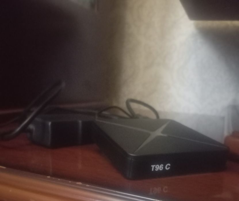 Срочно продам телевизор