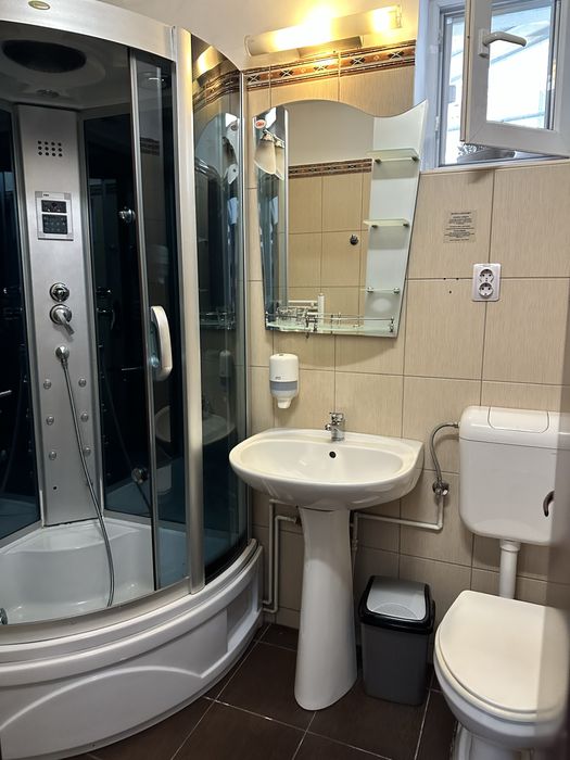 Pers fiz inchiriez casa Calea Turzii 4 camere,4 bai