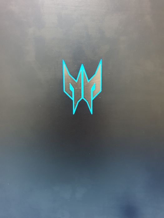 Yitqich Noutbuk Acer Predator