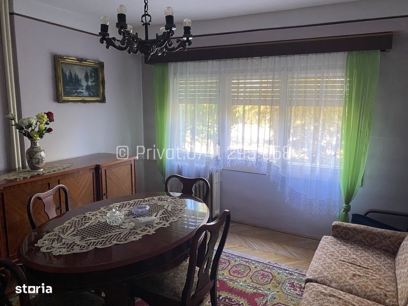 Apartament cu 2 camere, decomandat, zona Polivalenta