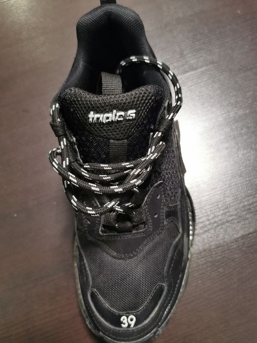 Balenciaga triple s