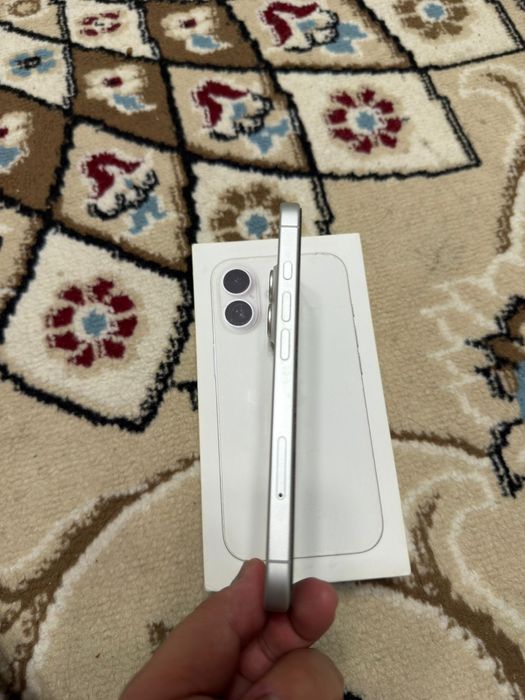 Айфон 16 өзі белый