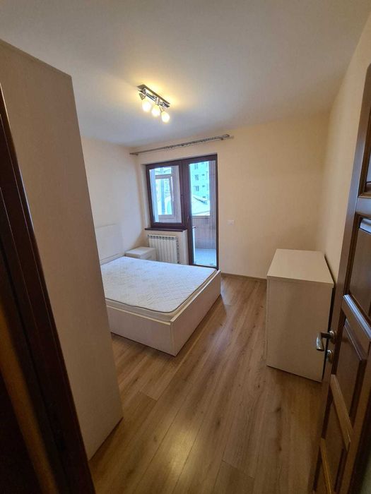 Inchiriez apartament 3camere Precista în bloc nou