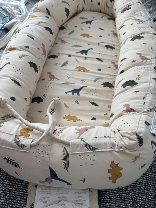Babynest utilizat cateva luni