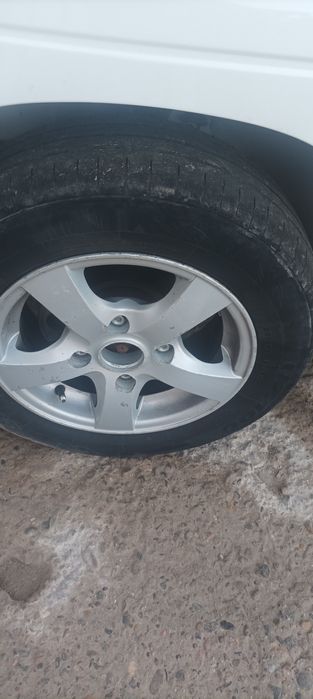 R13,70,165 diska balon sotiladi.i obmena bo