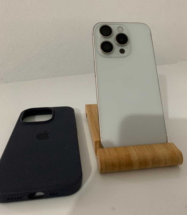 Apple iPhone 15 Pro, White Titanium, 128GB, Neverlocked, 86% Sănătatea Bateriei