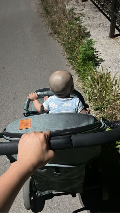 Продам коляску teknum