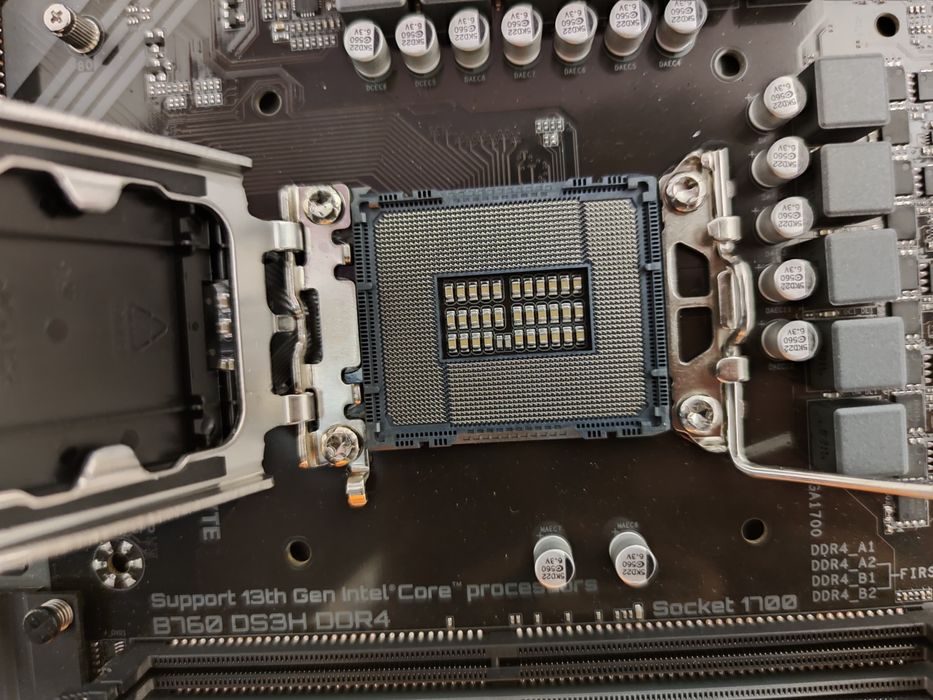 Placa de baza GIGABYTE B760 DS3H DDR4, LGA 1700, Garantie