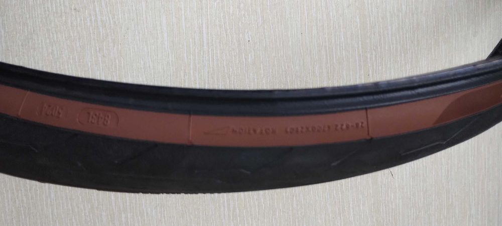 Pirelli P ZERO™ Race TLR Classic SPEEDCore Folding Tire 28-622