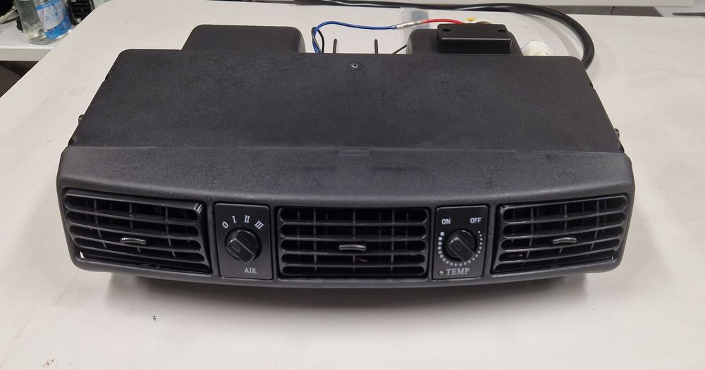 Универсален 12 vклиматик за автомобил ,кемпери  ,каравани