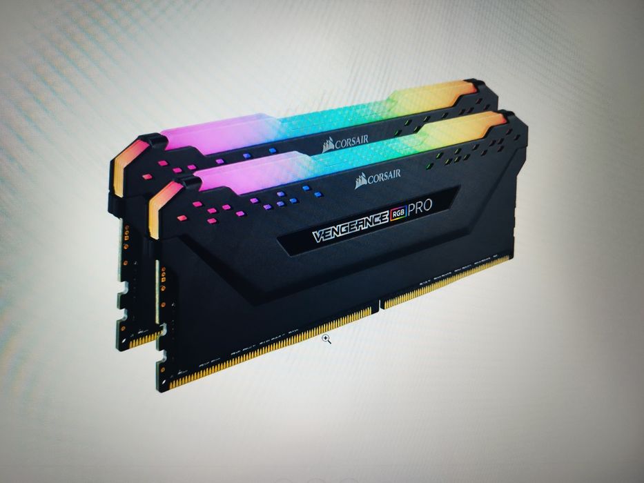 Vand 2x16 gb 3600mhz ram Corsair garantie pe viata depanero