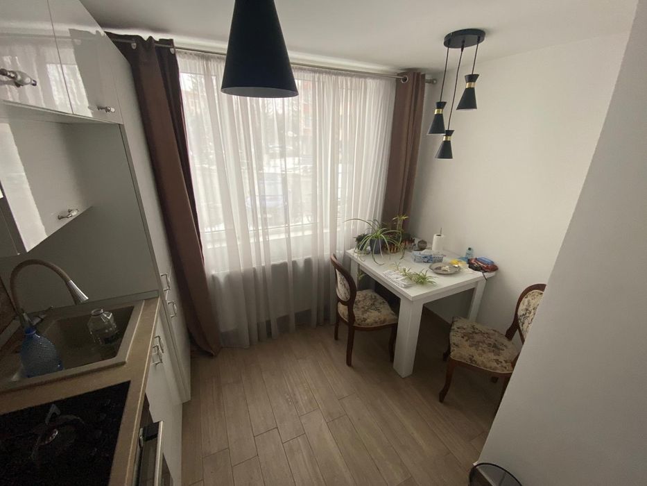 Apartament 4 camere