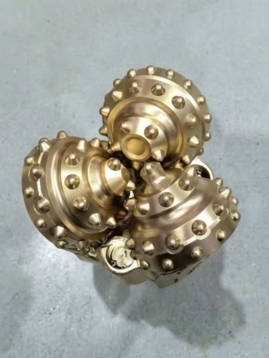 Сондажно триролково длето 171.4