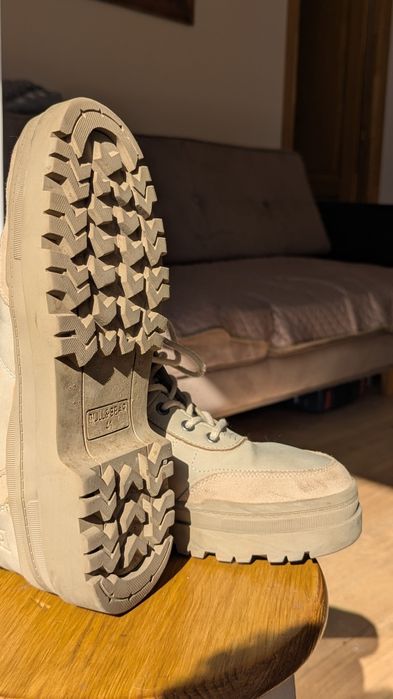 Bocanci / Ghete Pull & Bear bej, talpă groasă, Mărimea 41