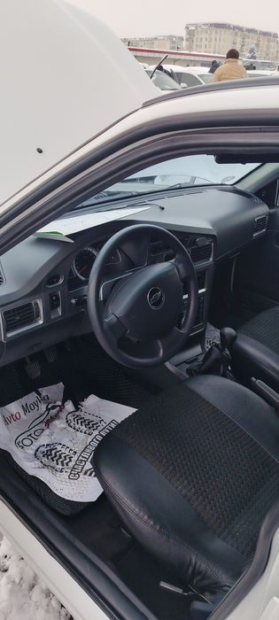 Нексия 2 сонс супер кондиционер 2010йил юрган 79000 халол родной краск