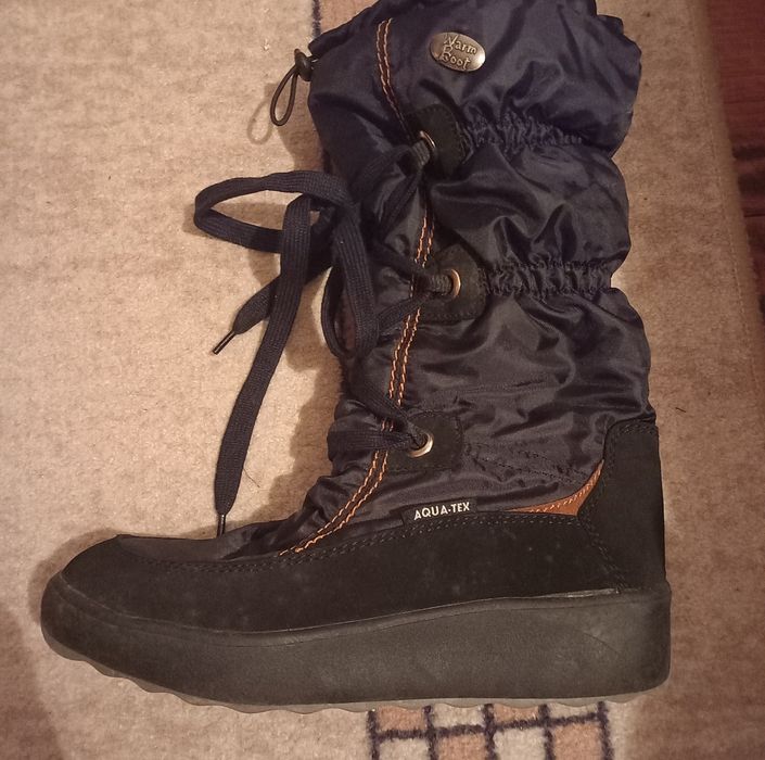 Дамски апрески номер 38 и топли ботуши номер 36