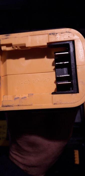 Ударен винтоверт DEWALT DCD778.