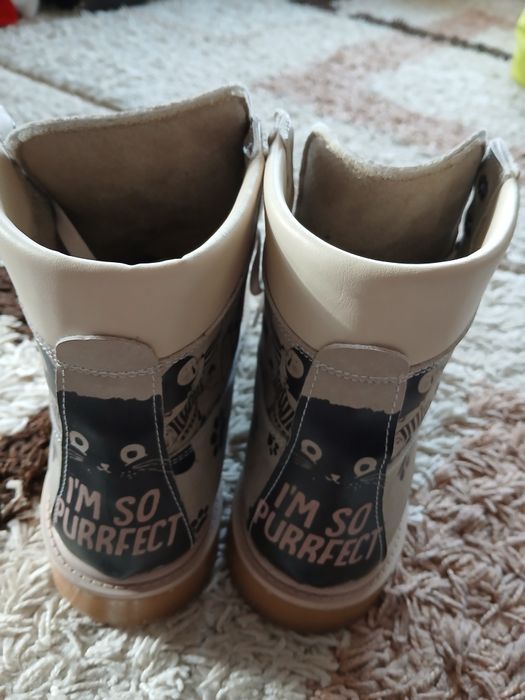 Нови дамски боти Noosy, размер 39