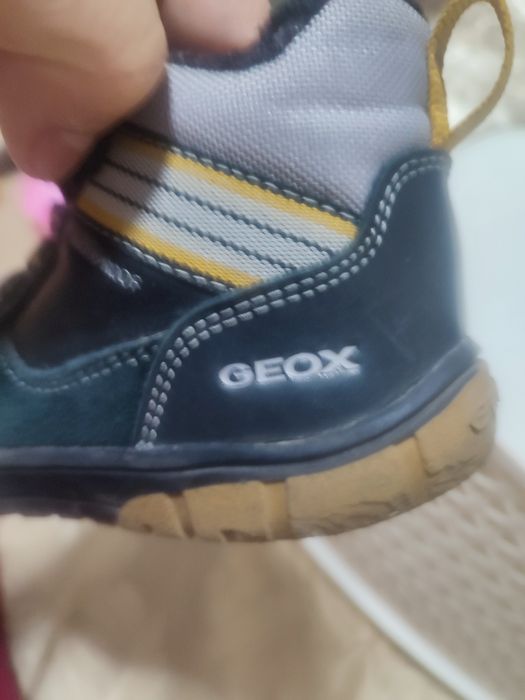 Обувь фирменная на мальчика