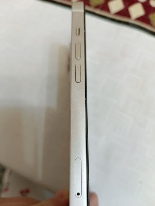 Айфон 13 телефон