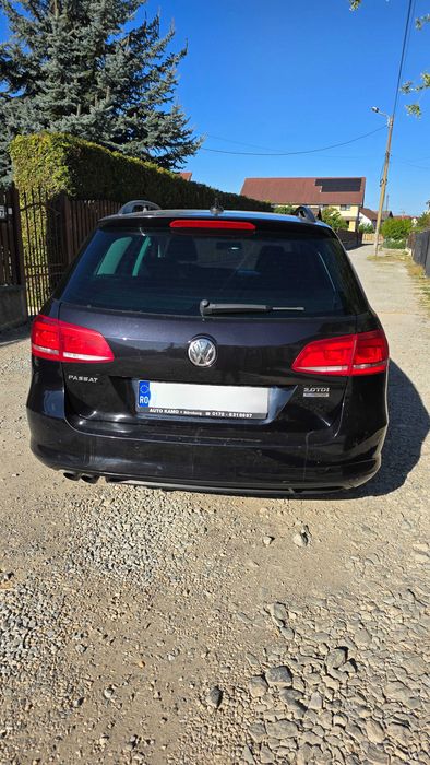 VOLKSWAGEN Passat 2011 — imagine 12